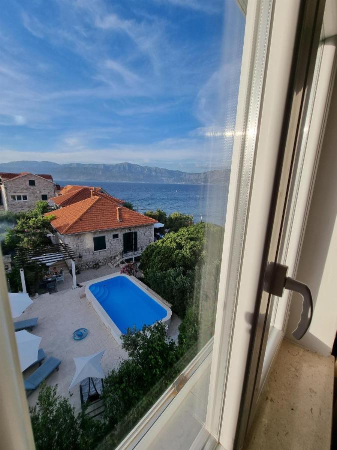 Apartments Banic Postira Εξωτερικό φωτογραφία