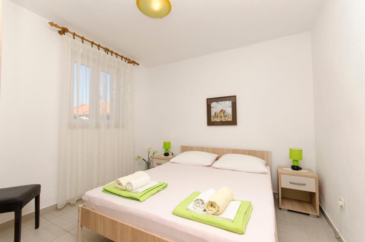 Apartments Banic Postira Εξωτερικό φωτογραφία