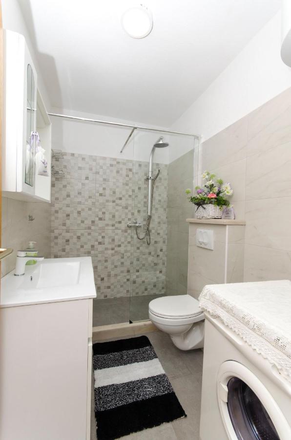 Apartments Banic Postira Εξωτερικό φωτογραφία